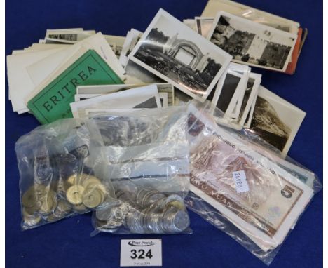 Box containing assorted foreign coinage and bank notes including Chinese, vintage photographs of Egypt and other landscapes, 