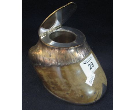 Silver plated horse shoe inkwell marked 'Ruby'.(B.P. 24% incl. VAT)