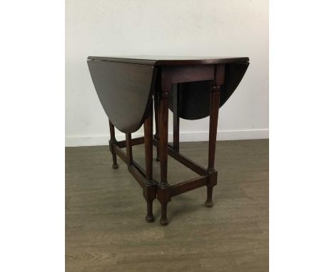 OAK GATE LEG TABLE.97cm wide