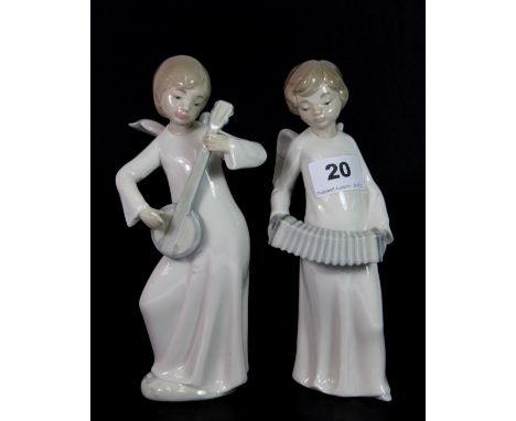 Two Nao figures of angels, H. 20cm.