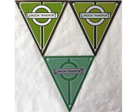 Selection of London Transport RT & RLH bus enamel RADIATOR TRIANGLE BADGES in two different styles for Country (green) versio