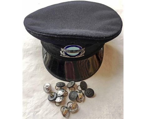 London Transport Central Buses DRIVING INSTRUCTOR'S CAP & BADGE. Cap is size 6 3/4 and is in very good condition, the badge i