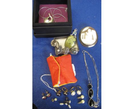 Collection of assorted freshwater pearl earrings, silver jewellery and gem set rings, pendant, chains etc. and Victorian carv