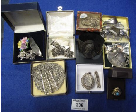 Collection of silver and costume jewellery to include: filigree earrings; bangle; various bar brooches; bracelets etc.(B.P. 2