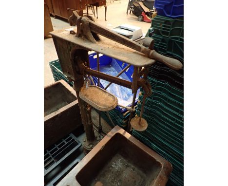 Antique cast iron sack weighting scales 