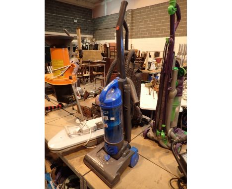 Hoover hurricane light 2100w vacuum cleaner CONDITION REPORT: The electrical items included in this lot have been PAT tested 