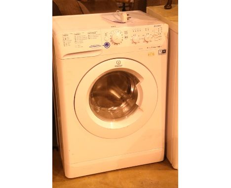 Indesit innex 6KG 1200 spin washing machine. Not available for in-house P&P.Condition Report: All electrical items in this lo