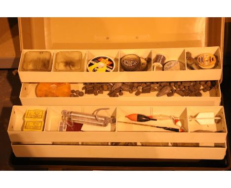 Plastic cantilever toolbox of fishing items including hooks, weights etc. Not available for in-house P&amp;P 