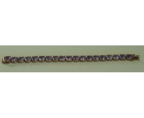 Rose De France Amethyst Tennis Bracelet, 38cts, each oval cut, facetted, amethyst in the Rose de France variety being almost 