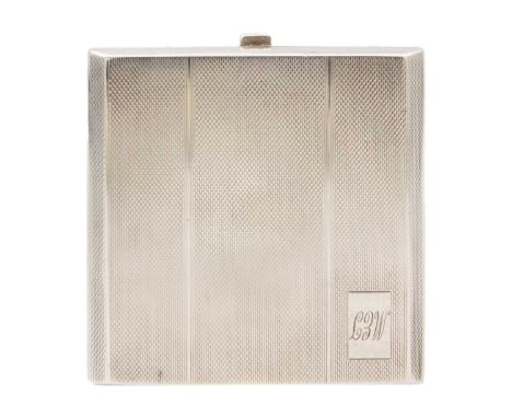 A George VI silver engine turned compact by W D Pritchard. With interior bevel edge mirror (af), Birmingham 1946, 7 x 7cm, 90