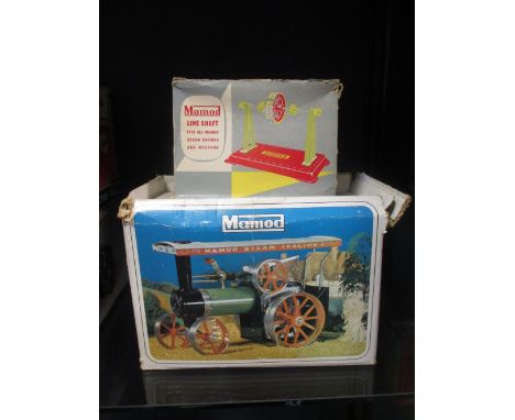 Mamod; TE1A live steam traction engine, boxed and a Line shaft, boxed (2)  