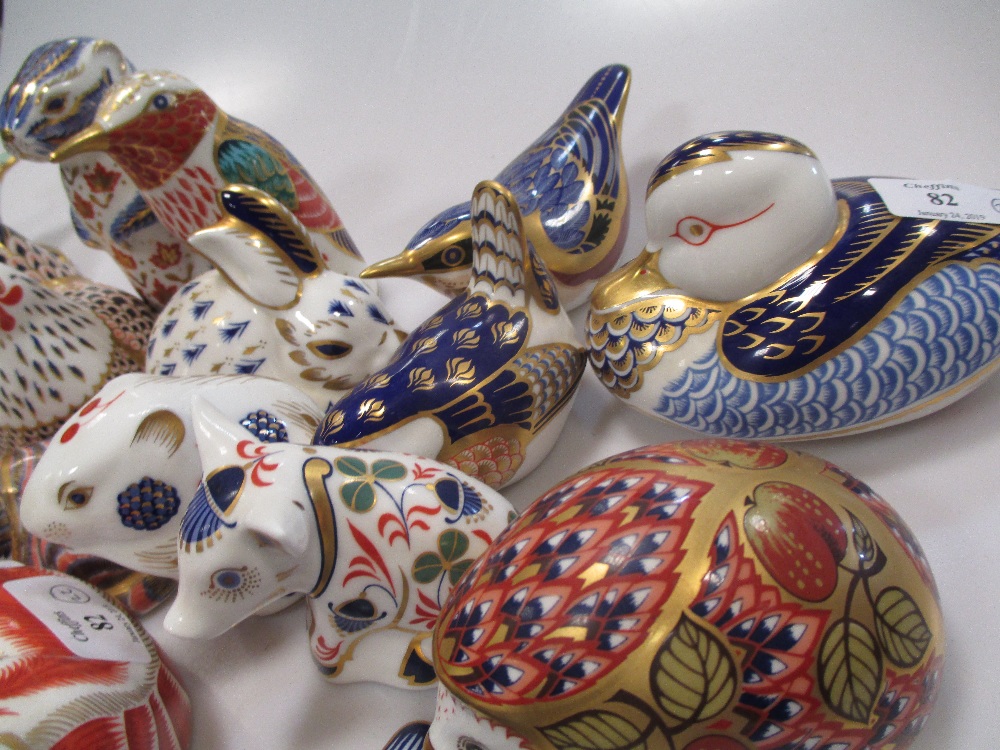 Twenty two Royal Crown Derby porcelain animal paperweights ton inc ...