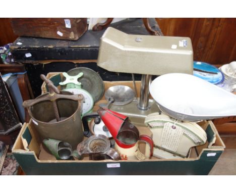 A SET OF UNIVERSAL "MONEYCHECKER" SCALES, a Shell oil can, a Vintage tin press and similar items