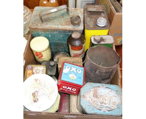 A COLLECTION OF VINTAGE TINS