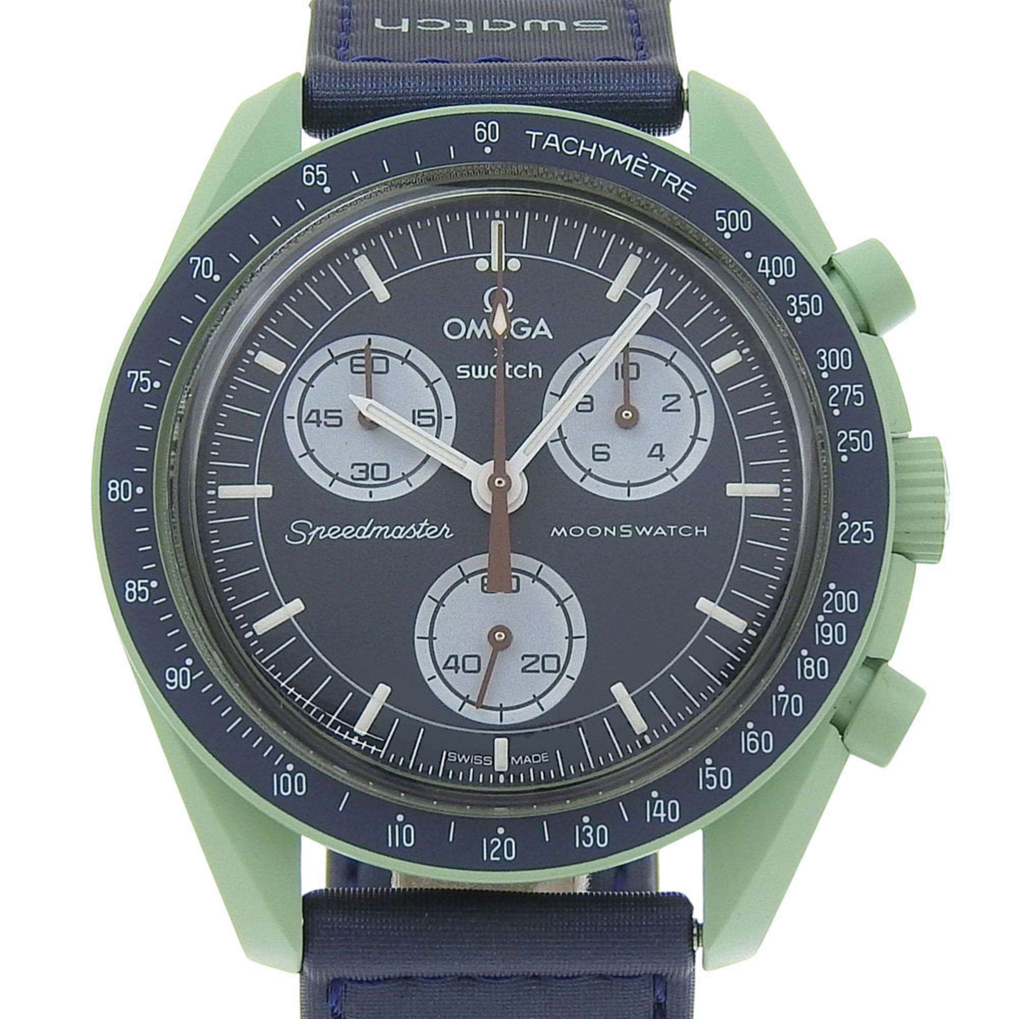 Omega Speedmaster Moonwatch Mission on Earth Watch SWATCH S033G100 Green Quartz Chronograph Navy Dia