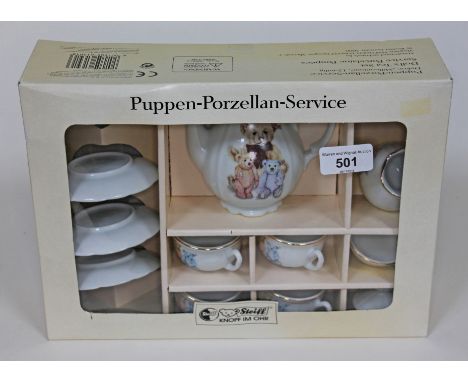 A boxed Steiff 'Puppen-Porzellan-Service' miniature tea set.  