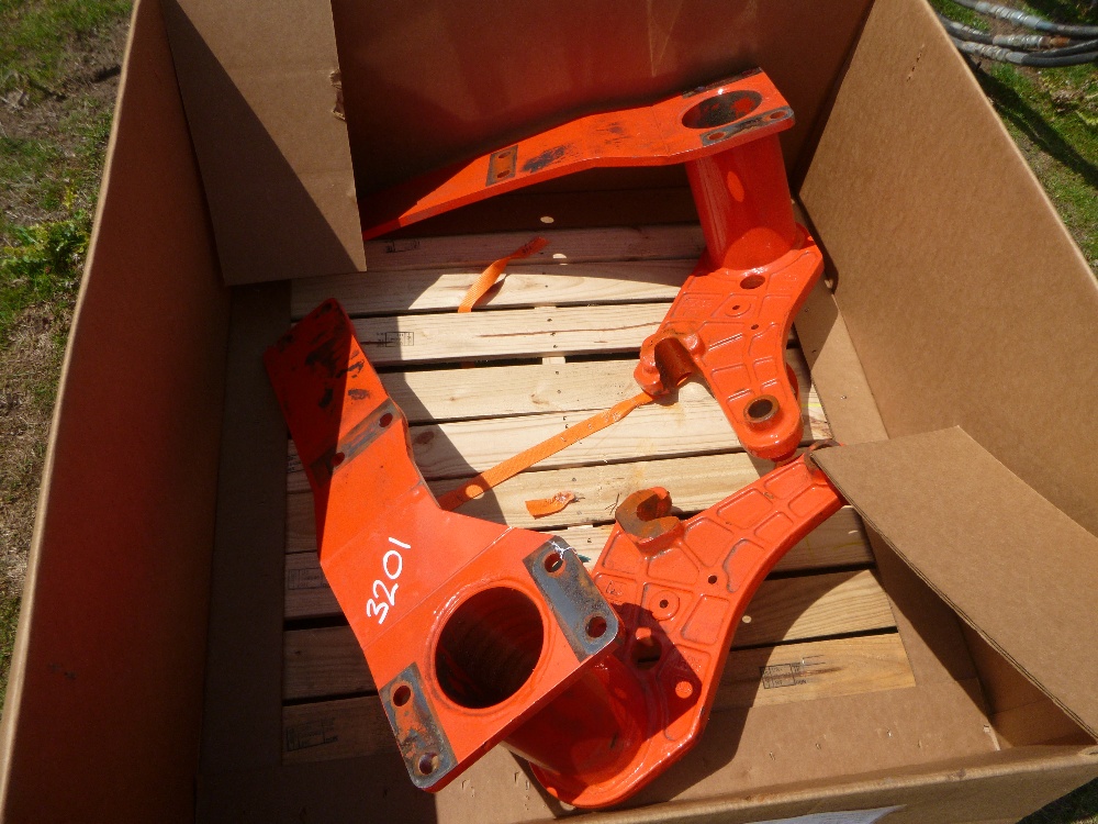 Pair Kubota Loader Brackets to suit M Series Tractor. Shopsoiled