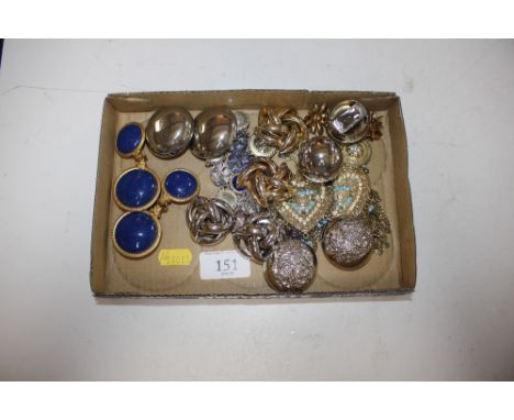 A tray of vintage clip ear-rings 