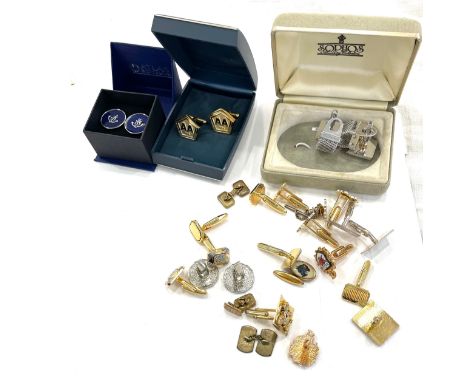 Selection of vintage and later cufflinks includes AA etc 