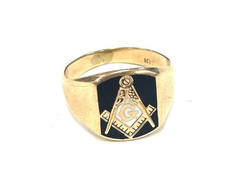 Gents 10k gold and enamel masonic signet ring, approximate weight 5.7g size between O and P&nbsp;