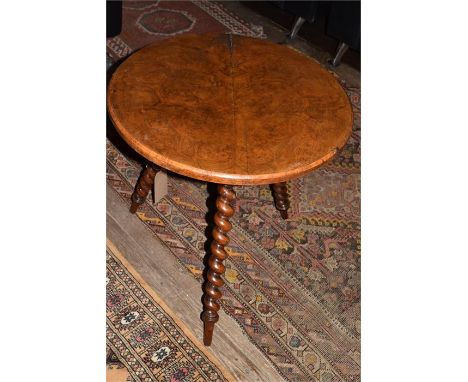 A 19th century circular walnut occasional table with bobbin legs, Height 58cm x Width 58cm 