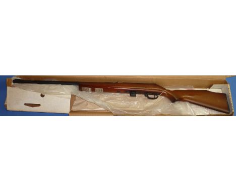 Boxed new Marlin .22 bolt action model 25 rifle with spare magazine in original box (serial number 11540762)(section 1 certif