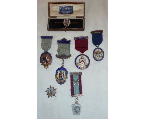 Collection of masonic silver gilt and other medals inc 9ct gold bar brooch in enamel panel, 1927 founders medal for C Dalby F