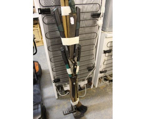 Bundle of garden tools