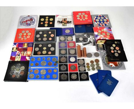 A good quantity of mixed coinage, to include commemorative crowns, sealed penny rolls, 'Britain's First Decimal Coins' packs,