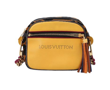LOUIS VUITTON Handtasche "FLIGHT SAVANE", Koll.: 2009. LIMITED EDITION. Kalbsleder in Gelb, Samt in Leo-Design und Details au