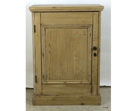 Stripped pine four shelf cupboard 90x 65 x 38