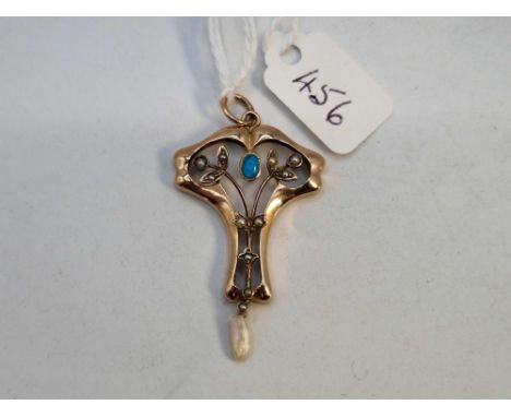 A Art Nouveau turquoise and pearl pendant, 9ct, 2.2 g.