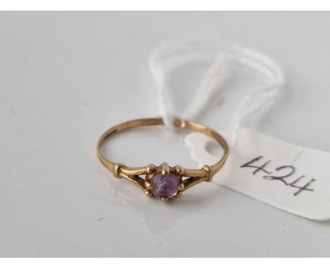 A amethyst ring 9ct size N