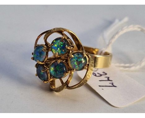 A opal doublet abstract cocktail ring set with 5 opals, 9ct, size M, 6 g