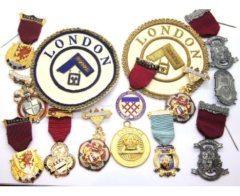 Fourteen Masonic medals and two patches. P&amp;P Group 2 (£18+VAT for the first lot and £3+VAT for subsequent lots) 