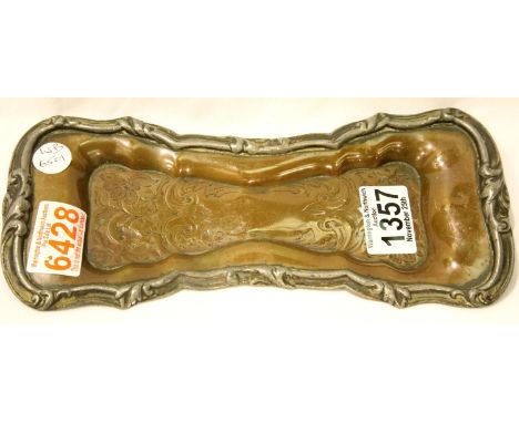 Copper and pewter Art Nouveau pen tray, 25 x 11 cm. P&amp;P Group 1 (£14+VAT for the first lot and £1+VAT for subsequent lots