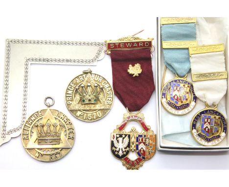 Masonic jewels including two silver gilt, square sash pendant and four other jewels. P&amp;P Group 1 (£14+VAT for the first l