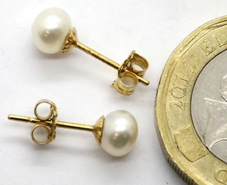 Ladies American 14ct new old stock pearl stud earrings. P&amp;P Group 1 (£14+VAT for the first lot and £1+VAT for subsequent 