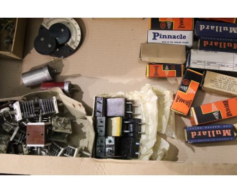 Box of valve radio parts including valves by Mullard and Breimar, with other radio parts. P&amp;P Group 3 (£25+VAT for the fi