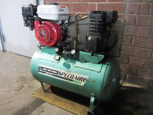 Speedaire Model 4b241a 55 Hp Air Compressor With 20 Gallon Tank 110