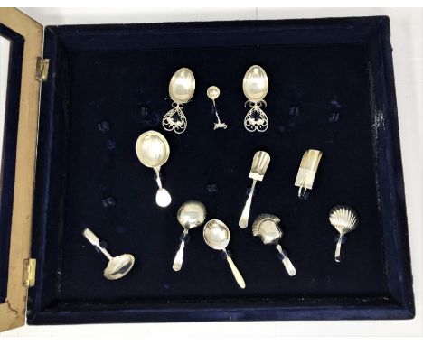 ˜A SMALL COLLECTION OF CADDY SPOONS, ENGLISH AND ITALIAN, CIRCA 1780-20TH CENTURY comprising: a bright-cut example, fluted bo