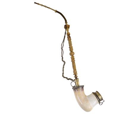 A GEORGE III SILVER-GILT-MOUNTED MEERSCHAUM PIPE, JOSEPH ASH, LONDON, 1808 the mounts with borders of overlapping discs and b