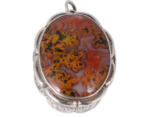 A VICTORIAN SILVER AND AGATE SET VINAIGRETTE, FREDERICK MARSON, BIRMINGHAM, 1873 oval, shaped incurved sides foliate engraved