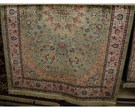 A machine-woven Persian kashan carpet, 230 x 160cm