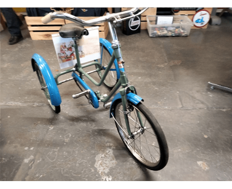 HOPPER CHILDS TRIKE