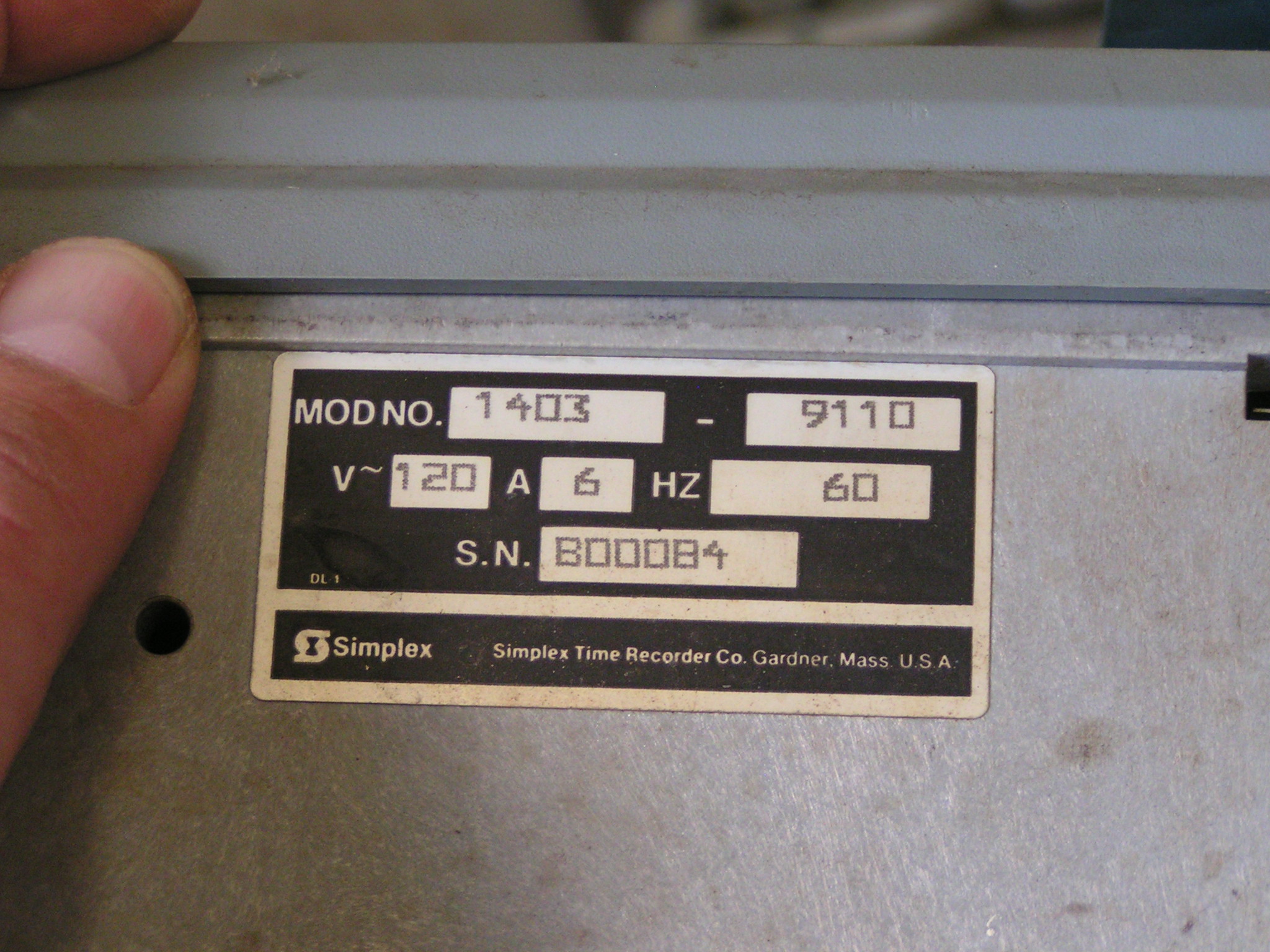 Simplex Time Recorder Time Clock, S/N B00084, Model 14039110, Hooks