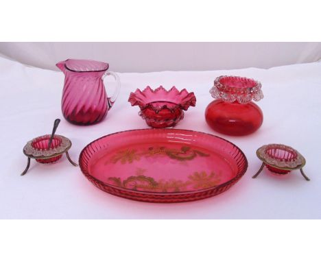 A quantity of cranberry glass to include a tray, dishes, a vase and a jug (6)