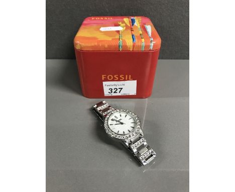LADIES FOSSIL WATCH