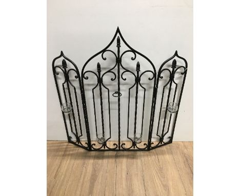 WROUGHT IRON TEA LIGHT STAND