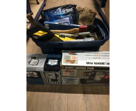 LOT OF TOOLS INCLUDING AXES
